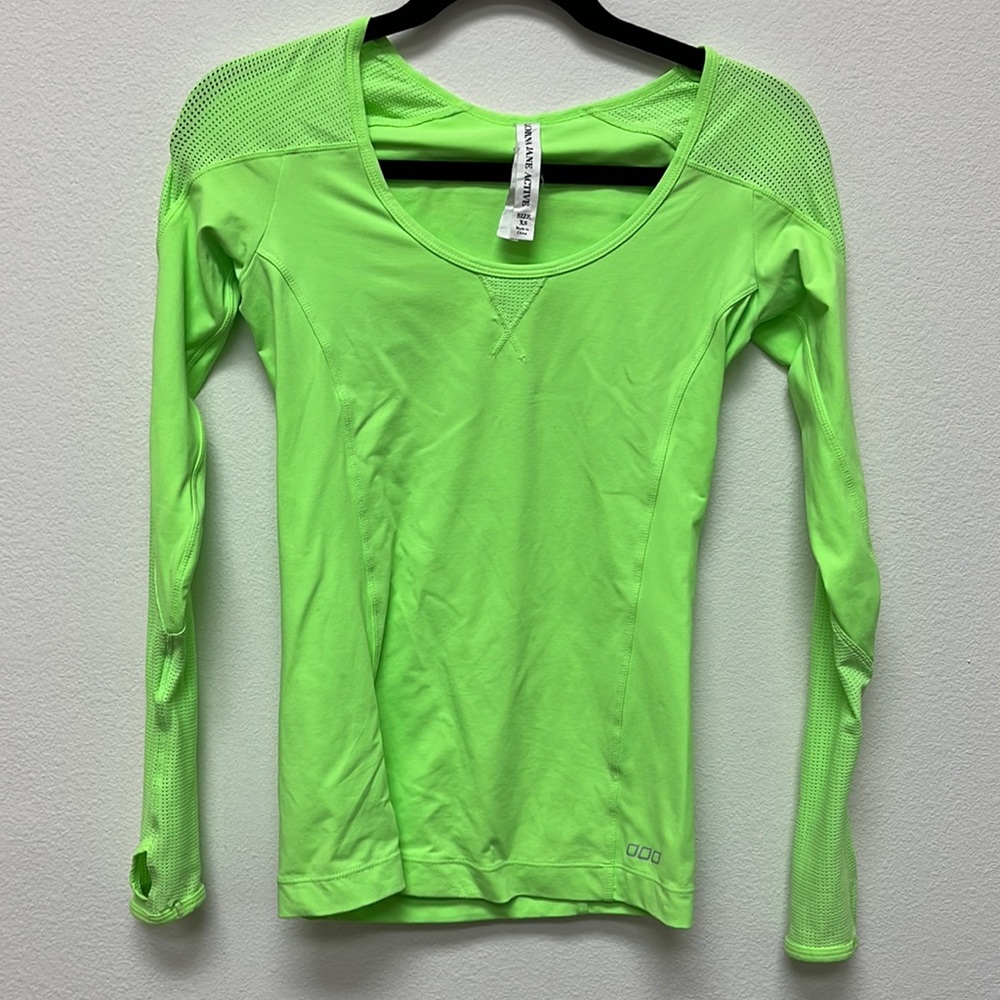 Lorna Jane long sleeve